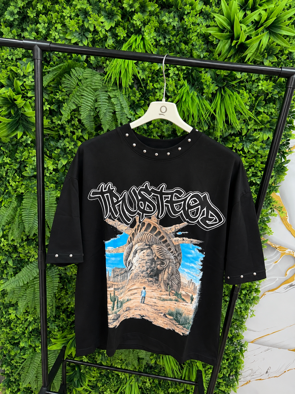 TSHIRT TRUSTED - Black Edition